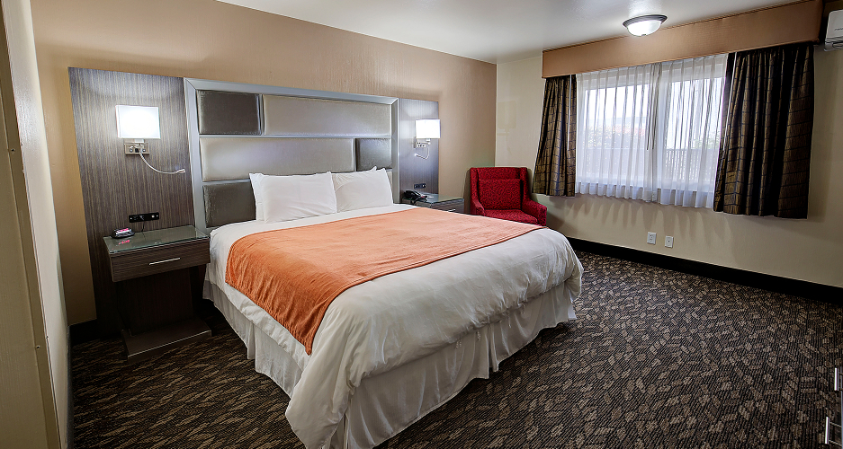 Spacious Guestrooms At Bonanza Inn Spacious Guestrooms at Bonanza Inn