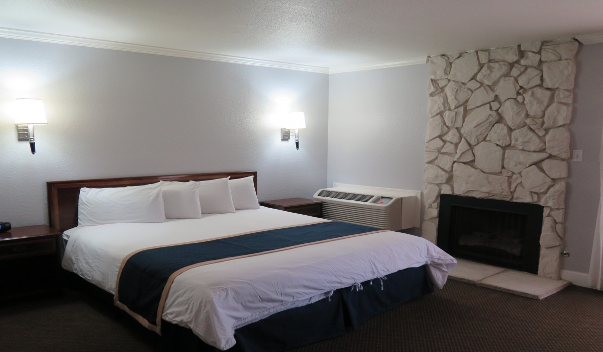 Suite with Fireplace